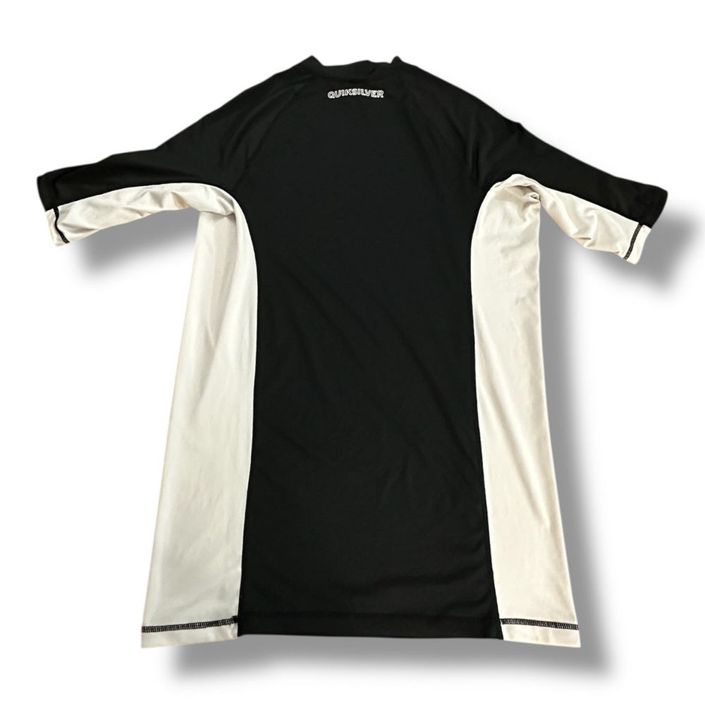 Men’s Quicksilver Logo Rashguard - Picture 2 of 6